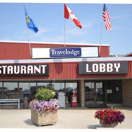 Travelodge Hanna Canada Grey Buitenkant foto