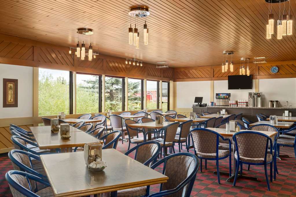 Travelodge Hanna Canada Grey Restaurant foto