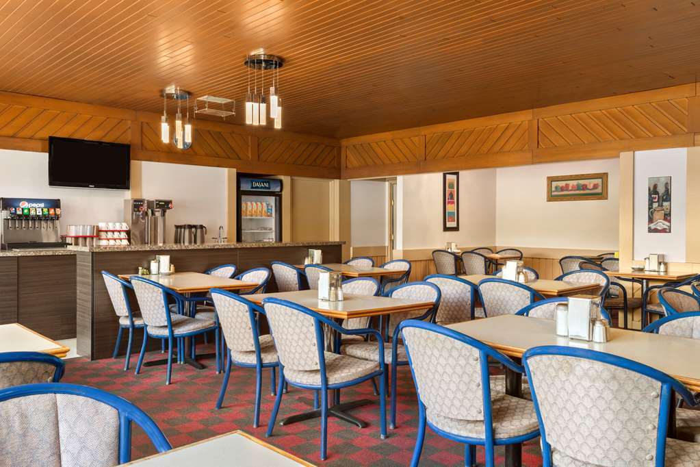 Travelodge Hanna Canada Grey Restaurant foto