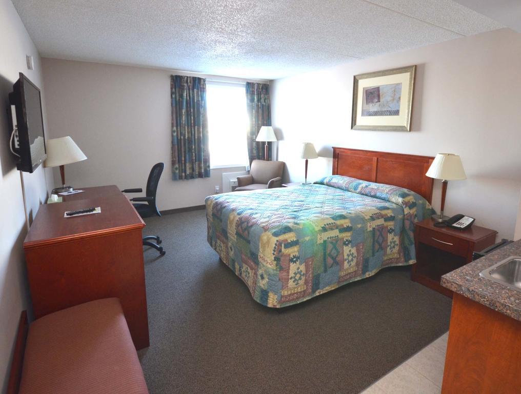 Travelodge Hanna Canada Grey Kamer foto
