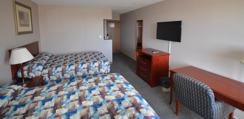 Travelodge Hanna Canada Grey Buitenkant foto