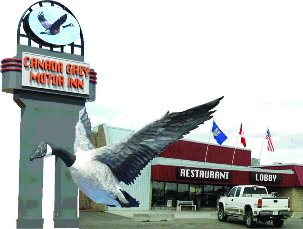 Travelodge Hanna Canada Grey Buitenkant foto